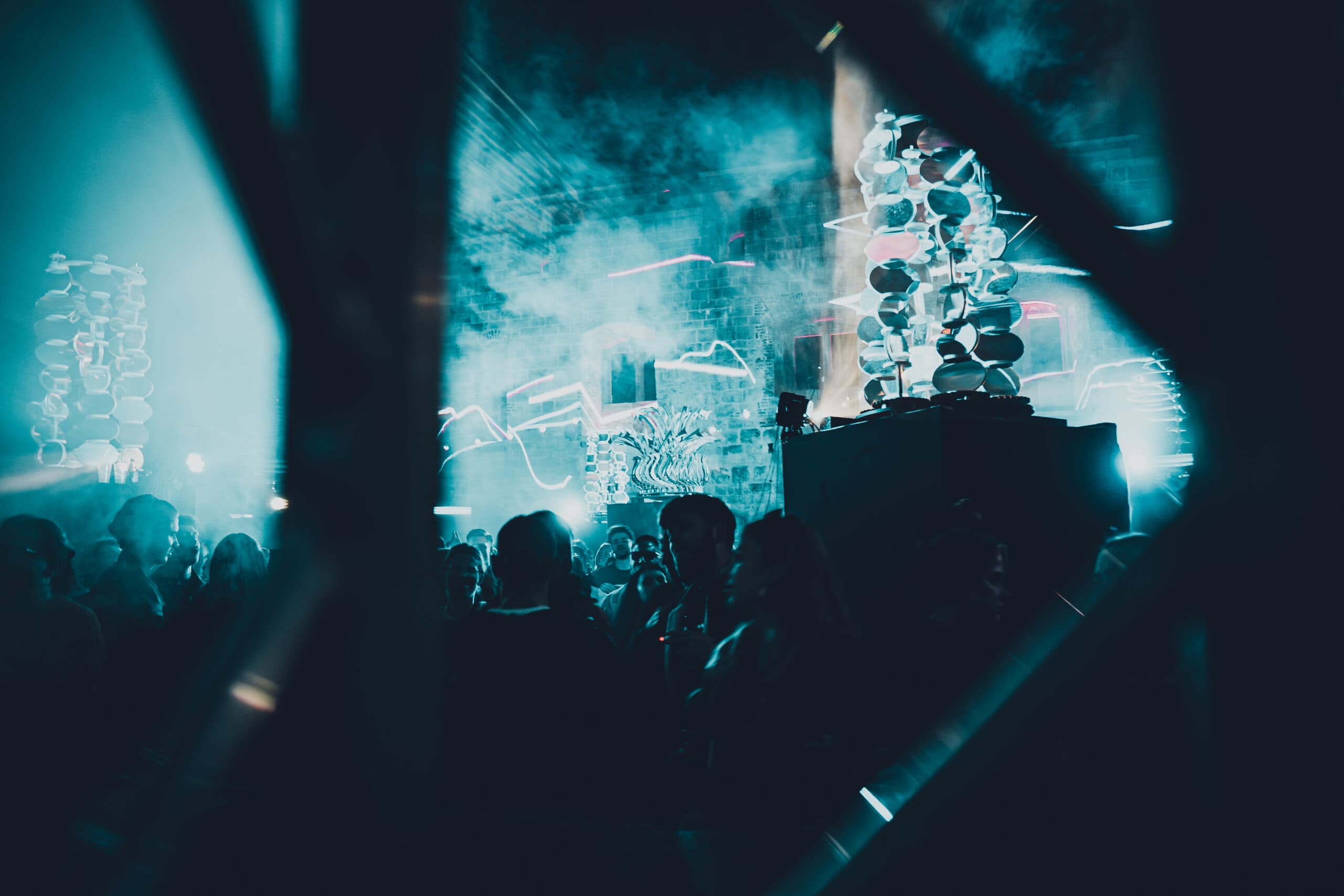 Live-Performance mit Feuer- und Lichteffekten – Lichtkunst Festival Heidenheim